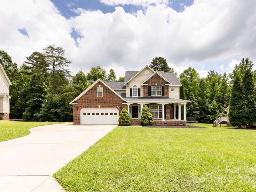1309 Stonewyck Drive, Salisbury, NC 28146.  MLS# CAR4281489, YatesRealty ID 27756. 