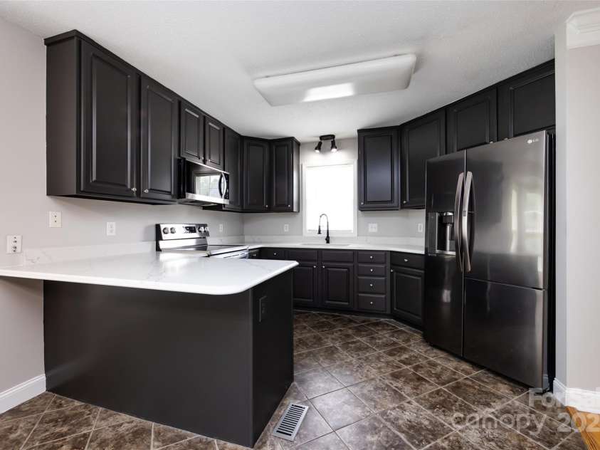 1309 Stonewyck Drive, Salisbury, NC 28146.  MLS# CAR4281489, YatesRealty ID 27756. 