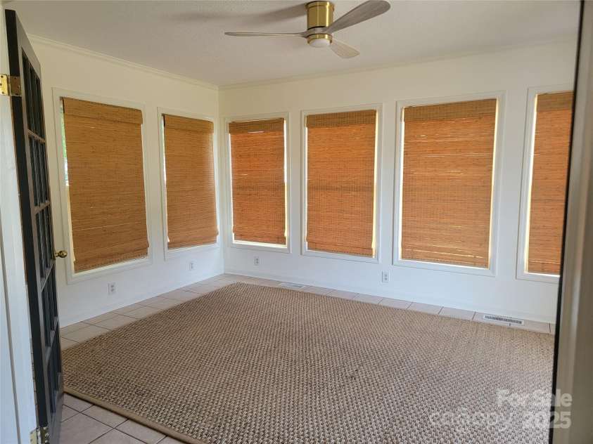 309 11th Street, Kannapolis, NC 28083.  MLS# CAR4255485, YatesRealty ID 27757. 