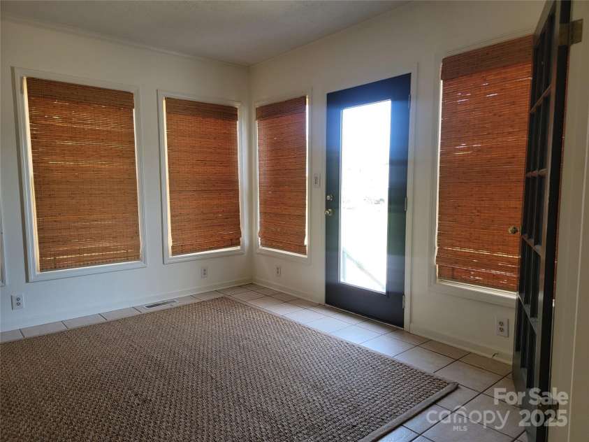 309 11th Street, Kannapolis, NC 28083.  MLS# CAR4255485, YatesRealty ID 27757. 