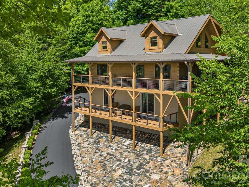 721 Mckinney Gap Drive, Mars Hill, NC 28754.  MLS# CAR4363465, YatesRealty ID 27757. 