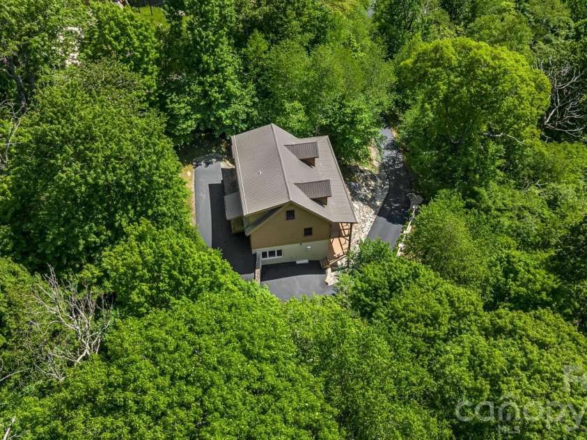 721 Mckinney Gap Drive, Mars Hill, NC 28754.  MLS# CAR4363465, YatesRealty ID 27757. 