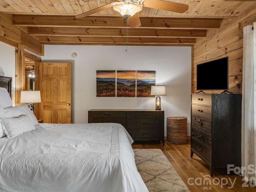 721 Mckinney Gap Drive, Mars Hill, NC 28754.  MLS# CAR4363465, YatesRealty ID 27757. 