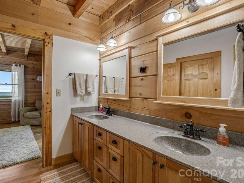 721 Mckinney Gap Drive, Mars Hill, NC 28754.  MLS# CAR4363465, YatesRealty ID 27757. 