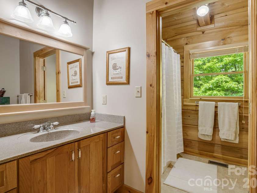 721 Mckinney Gap Drive, Mars Hill, NC 28754.  MLS# CAR4363465, YatesRealty ID 27757. 