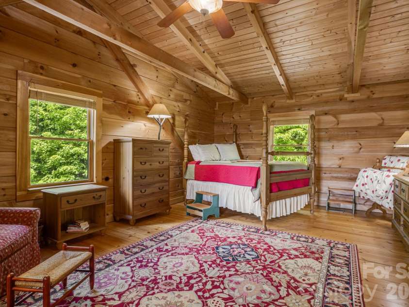 721 Mckinney Gap Drive, Mars Hill, NC 28754.  MLS# CAR4363465, YatesRealty ID 27757. 