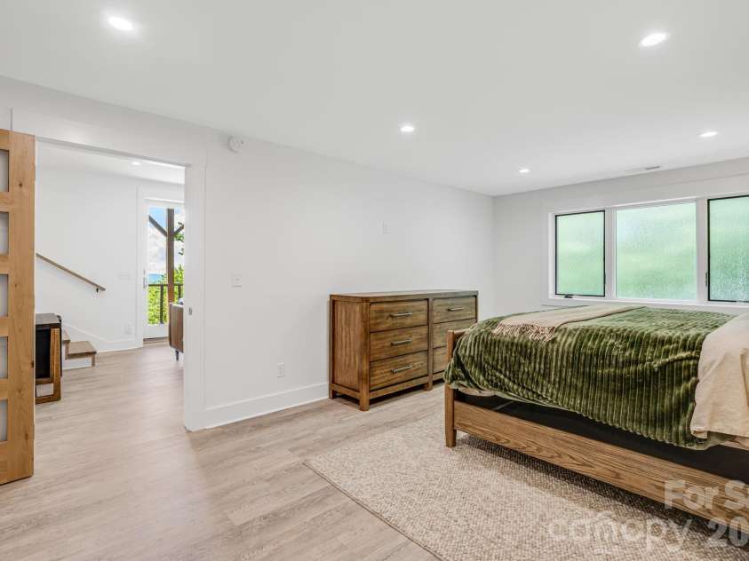 721 Mckinney Gap Drive, Mars Hill, NC 28754.  MLS# CAR4363465, YatesRealty ID 27757. 