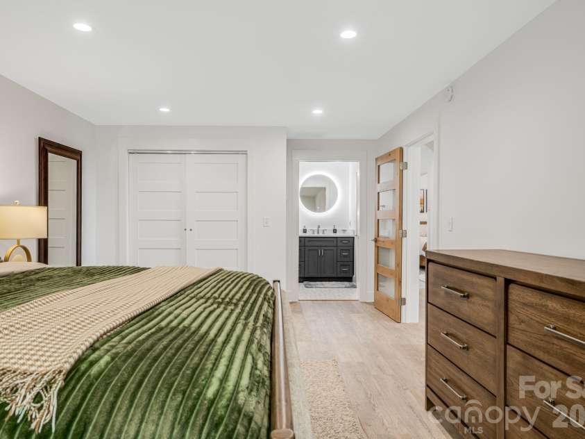 721 Mckinney Gap Drive, Mars Hill, NC 28754.  MLS# CAR4363465, YatesRealty ID 27757. 