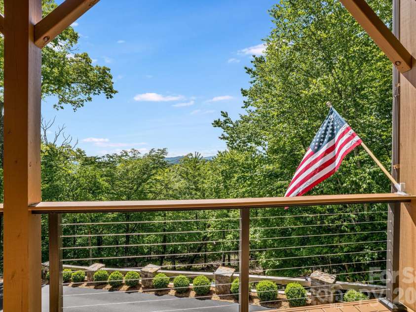 721 Mckinney Gap Drive, Mars Hill, NC 28754.  MLS# CAR4363465, YatesRealty ID 27757. 