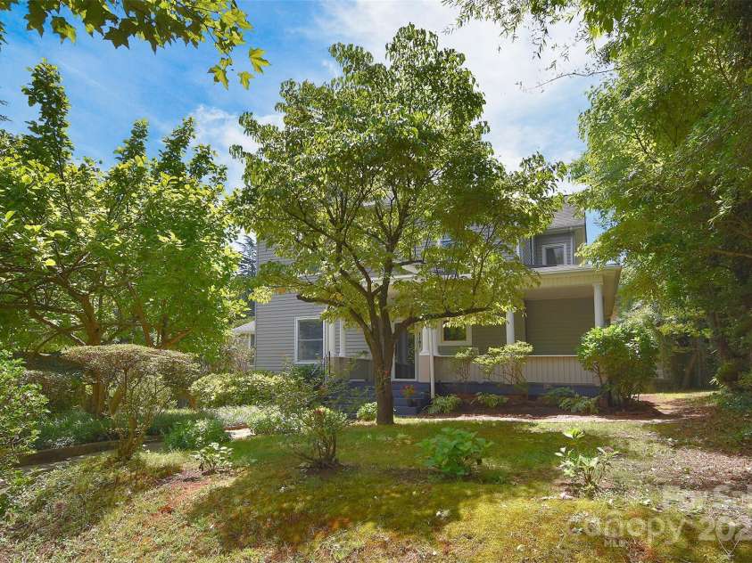 1707 Main Street, Salisbury, NC 28144.  MLS# CAR4281893, YatesRealty ID 27758. Lush Landscaping