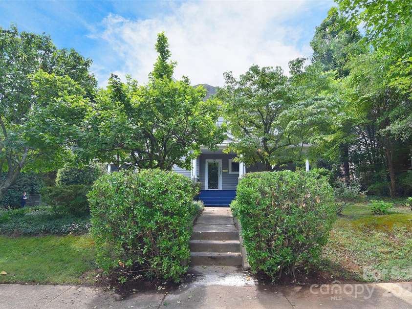 1707 Main Street, Salisbury, NC 28144.  MLS# CAR4281893, YatesRealty ID 27758. Mature Trees