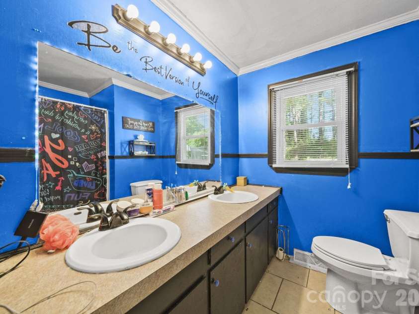 809 Elaine Drive, Albemarle, NC 28001.  MLS# CAR4388586, YatesRealty ID 27758. 