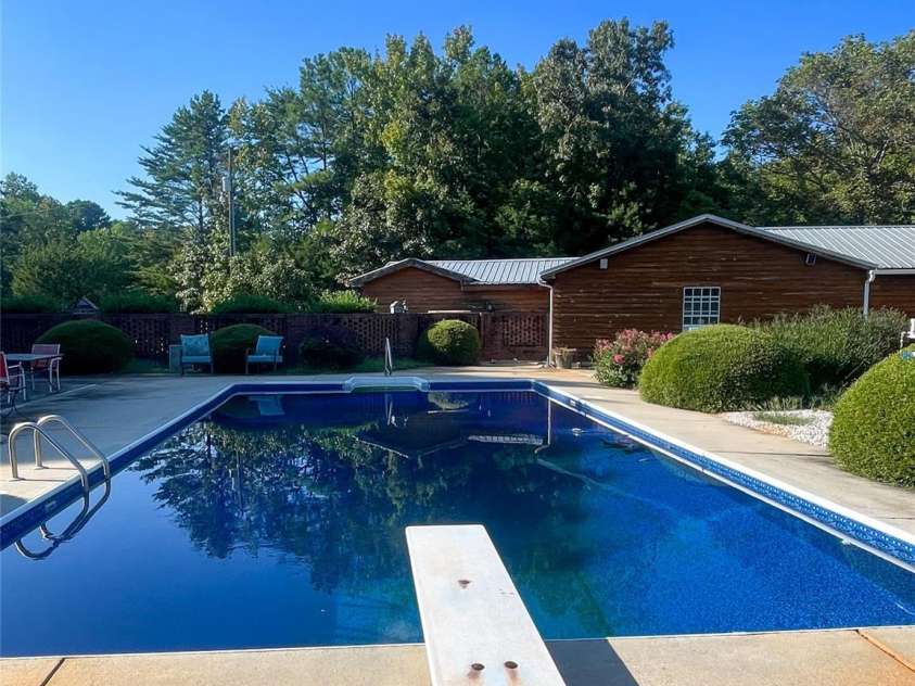 1610 Sierra Road, York, SC 29745.  MLS# CAR4184890, YatesRealty ID 2776. 