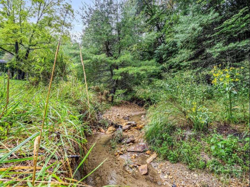 270 Mills River Way, Horse Shoe, NC 28742.  MLS# CAR4190323, YatesRealty ID 2776. 
