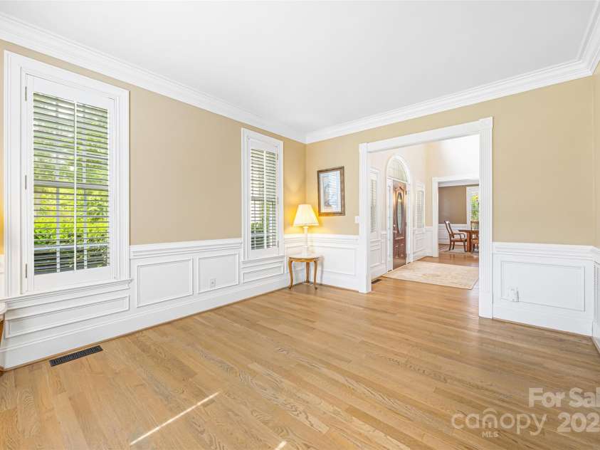 3706 Song Sparrow Drive, Matthews, NC 28104.  MLS# CAR4270689, YatesRealty ID 27761. 