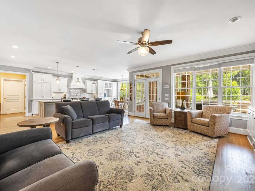 3706 Song Sparrow Drive, Matthews, NC 28104.  MLS# CAR4270689, YatesRealty ID 27761. 