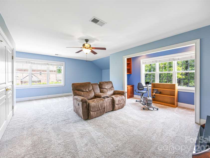 3706 Song Sparrow Drive, Matthews, NC 28104.  MLS# CAR4270689, YatesRealty ID 27761. 