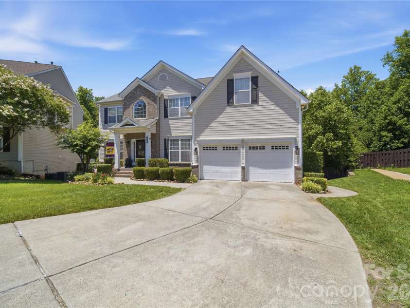 8465 Mossy Cup Trail, Harrisburg, NC 28075.  MLS# CAR4389064, YatesRealty ID 27761. 