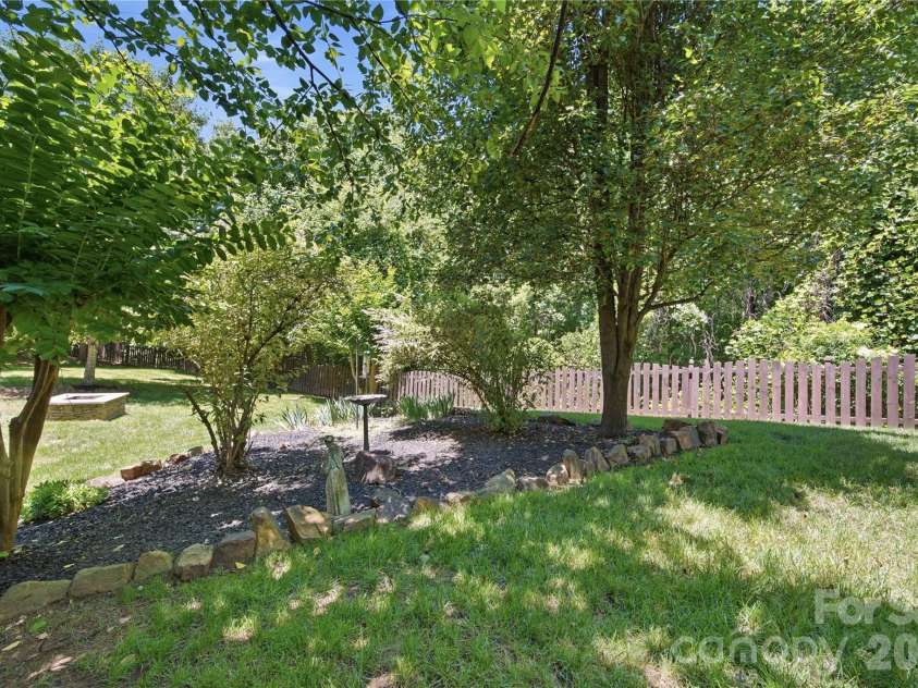 8465 Mossy Cup Trail, Harrisburg, NC 28075.  MLS# CAR4389064, YatesRealty ID 27761. 