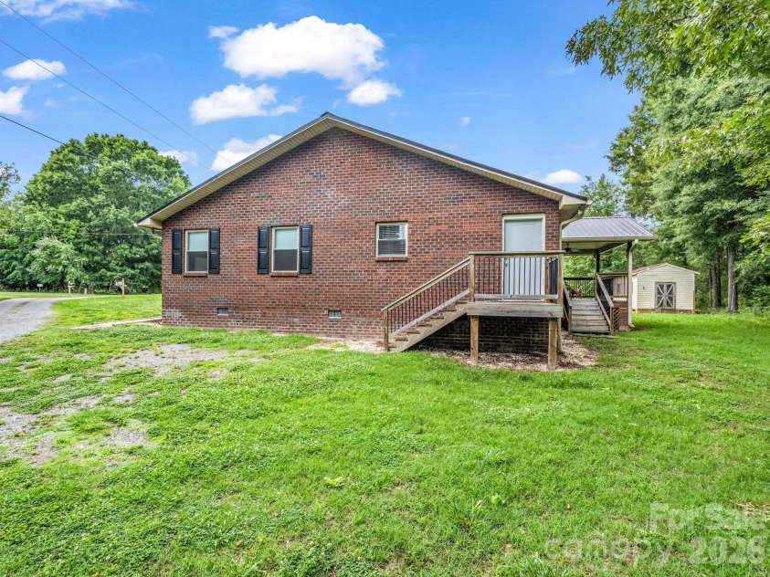 103 Ross Road, Shelby, NC 28150.  MLS# CAR4389907, YatesRealty ID 27763. 