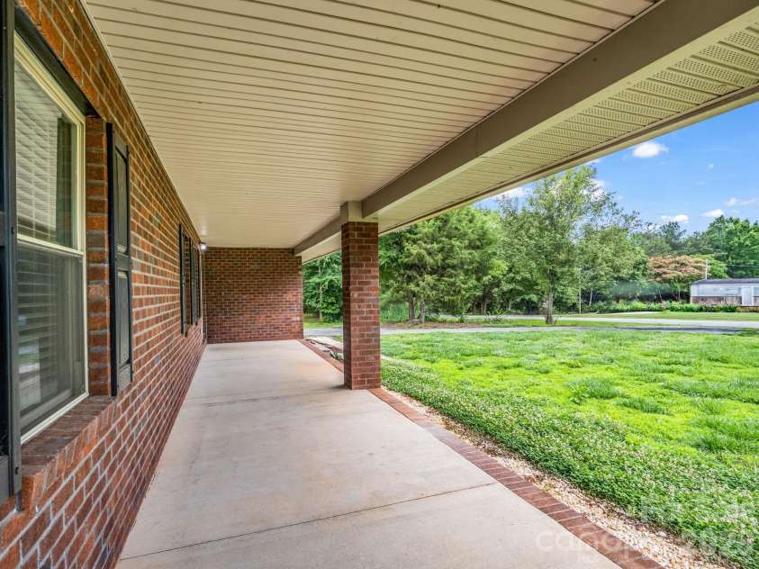103 Ross Road, Shelby, NC 28150.  MLS# CAR4389907, YatesRealty ID 27763. 