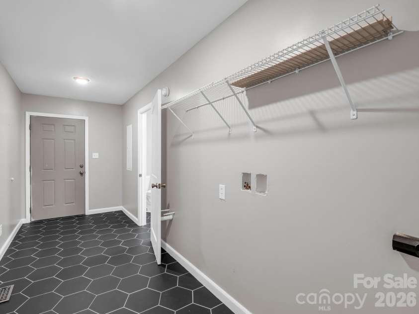 103 Ross Road, Shelby, NC 28150.  MLS# CAR4389907, YatesRealty ID 27763. 