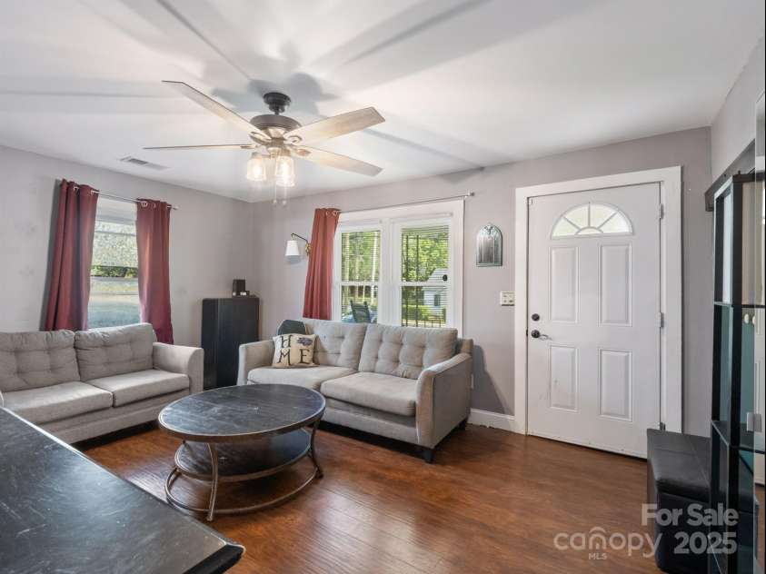 206 Friedheim Road, Rock Hill, SC 29730.  MLS# CAR4277745, YatesRealty ID 27763. Living Room