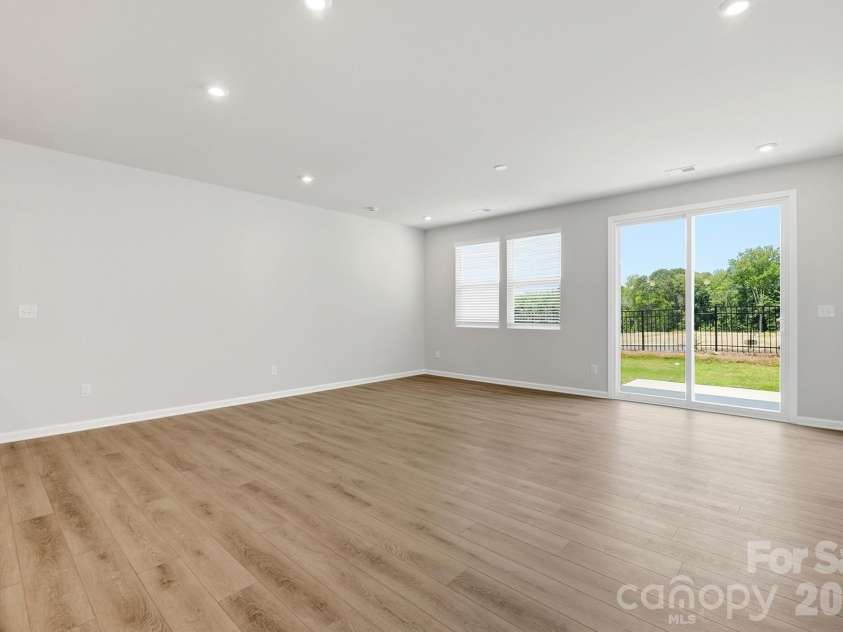 1304 Vibrant Road, Charlotte, NC 28215.  MLS# CAR4389925, YatesRealty ID 27764. 