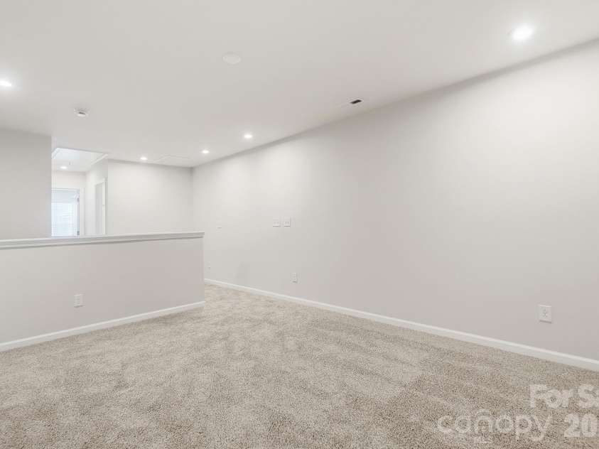 1304 Vibrant Road, Charlotte, NC 28215.  MLS# CAR4389925, YatesRealty ID 27764. 