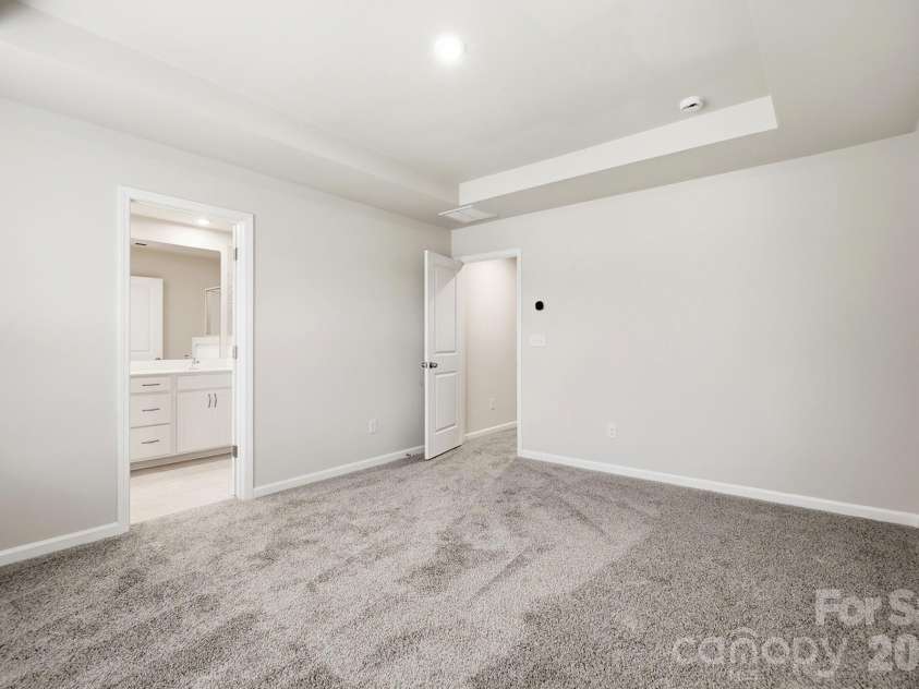 1304 Vibrant Road, Charlotte, NC 28215.  MLS# CAR4389925, YatesRealty ID 27764. 