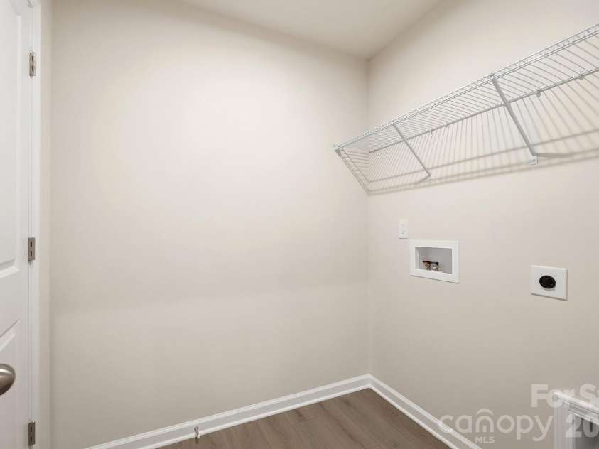 1304 Vibrant Road, Charlotte, NC 28215.  MLS# CAR4389925, YatesRealty ID 27764. 