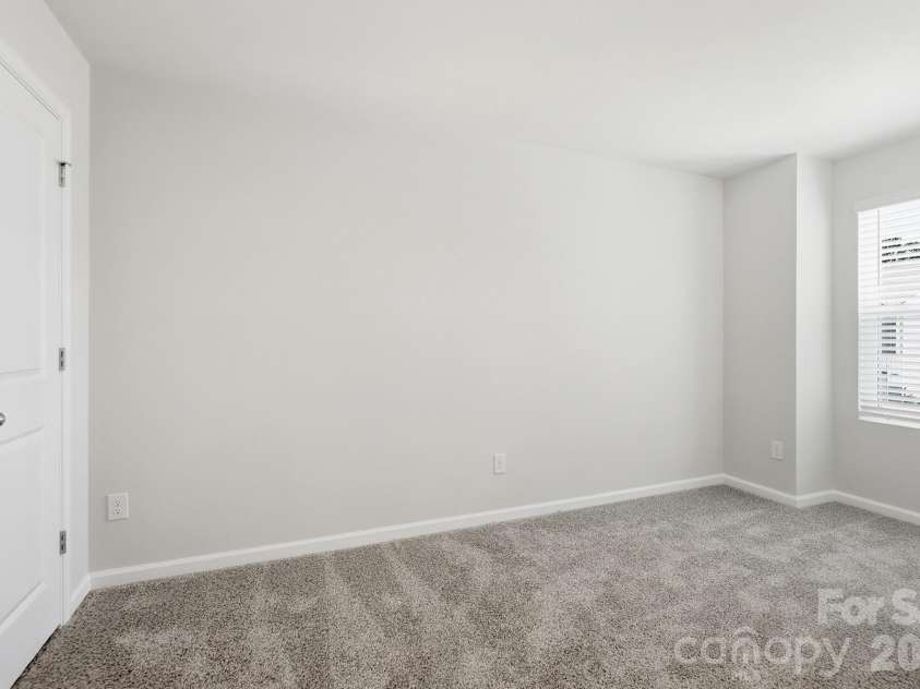 1304 Vibrant Road, Charlotte, NC 28215.  MLS# CAR4389925, YatesRealty ID 27764. 