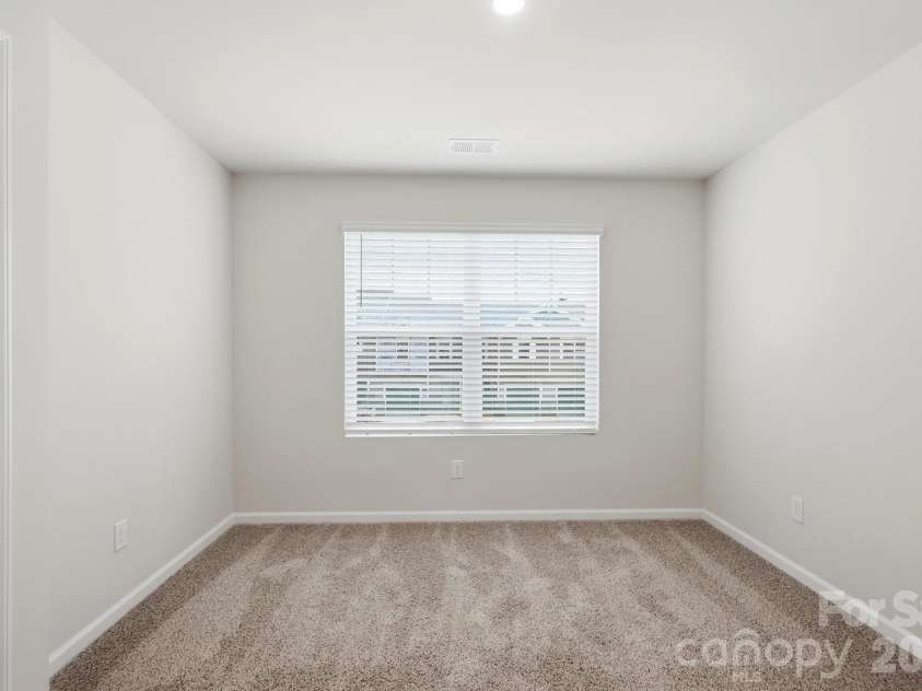 1304 Vibrant Road, Charlotte, NC 28215.  MLS# CAR4389925, YatesRealty ID 27764. 