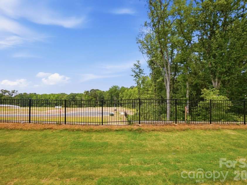 1304 Vibrant Road, Charlotte, NC 28215.  MLS# CAR4389925, YatesRealty ID 27764. 