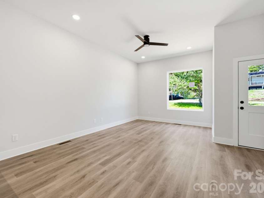 721 Old Charlotte Road, Concord, NC 28027.  MLS# CAR4389971, YatesRealty ID 27766. 