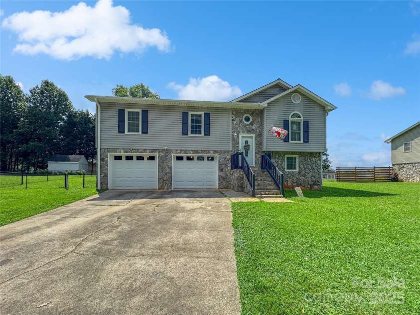 1443 Baton School Road, Granite Falls, NC 28630.  MLS# CAR4283297, YatesRealty ID 27767. 