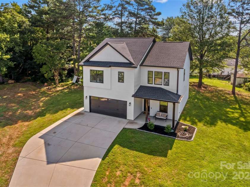 123 Ensign Place, Mooresville, NC 28117.  MLS# CAR4283762, YatesRealty ID 27768. 