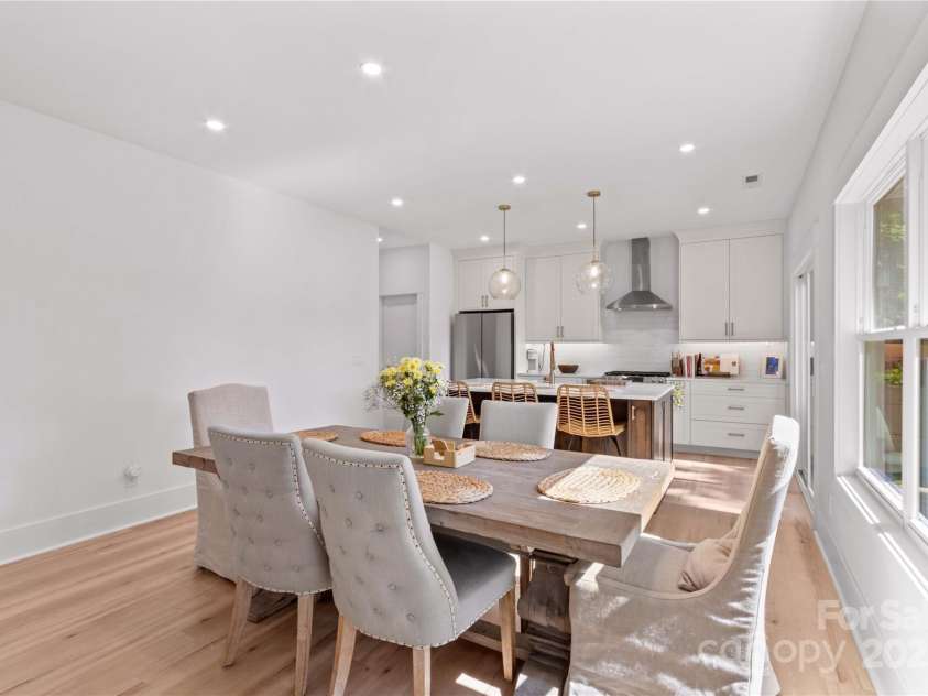 123 Ensign Place, Mooresville, NC 28117.  MLS# CAR4283762, YatesRealty ID 27768. Dining Area