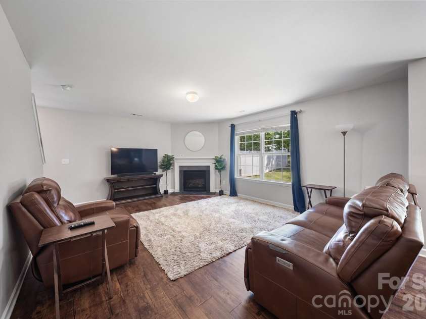 5329 Park Brook Drive, Charlotte, NC 28269.  MLS# CAR4389969, YatesRealty ID 27768. 