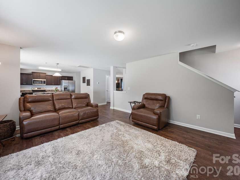 5329 Park Brook Drive, Charlotte, NC 28269.  MLS# CAR4389969, YatesRealty ID 27768. 