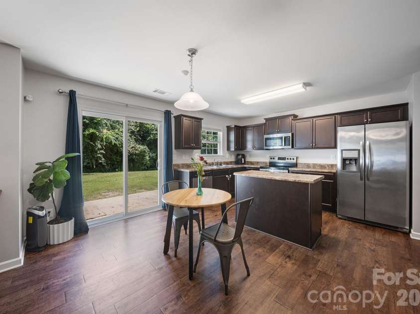 5329 Park Brook Drive, Charlotte, NC 28269.  MLS# CAR4389969, YatesRealty ID 27768. 