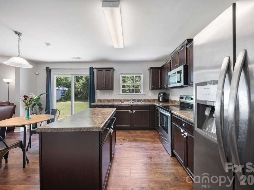 5329 Park Brook Drive, Charlotte, NC 28269.  MLS# CAR4389969, YatesRealty ID 27768. 