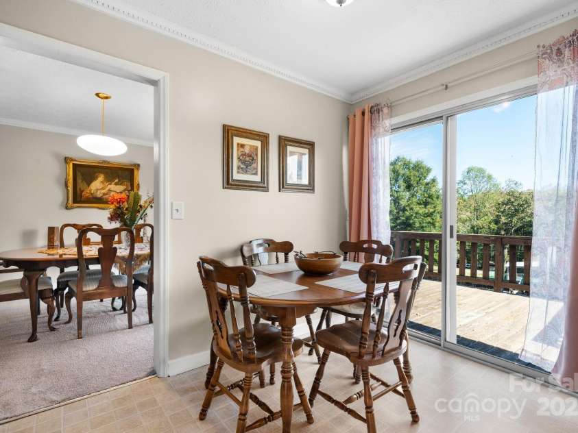 3808 22nd Street Court, Hickory, NC 28601.  MLS# CAR4228446, YatesRealty ID 2777. 