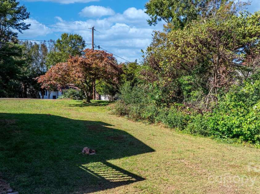 3808 22nd Street Court, Hickory, NC 28601.  MLS# CAR4228446, YatesRealty ID 2777. 