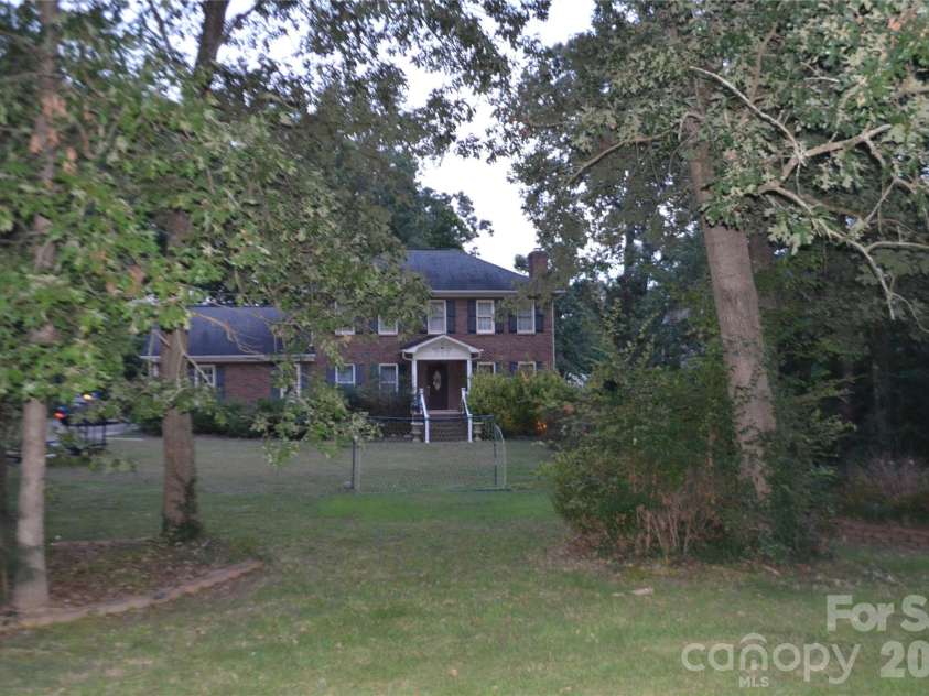 5020 Scaleybark Court, Indian Trail, NC 28079.  MLS# CAR4347130, YatesRealty ID 2777. 