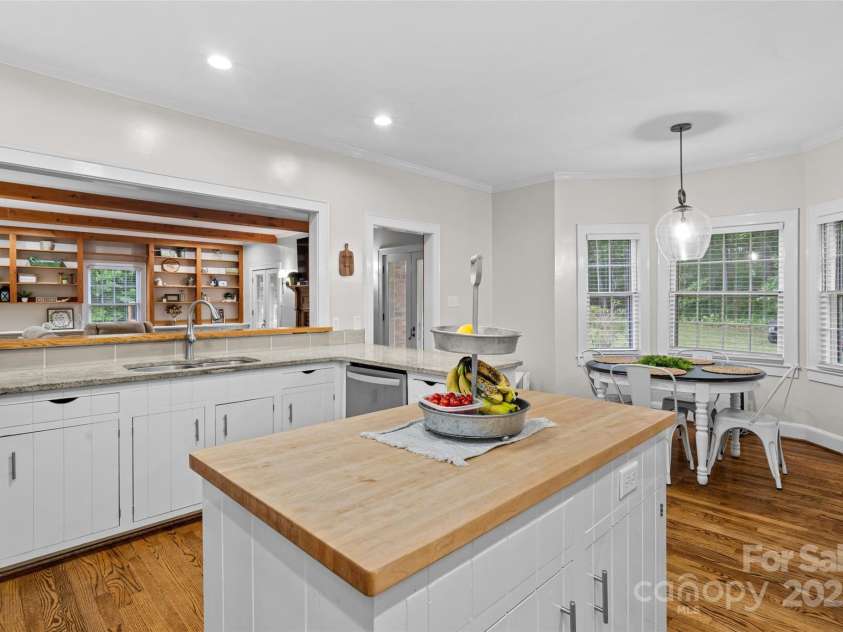 2520 Wooten Road, Chester, SC 29706.  MLS# CAR4330885, YatesRealty ID 27770. 