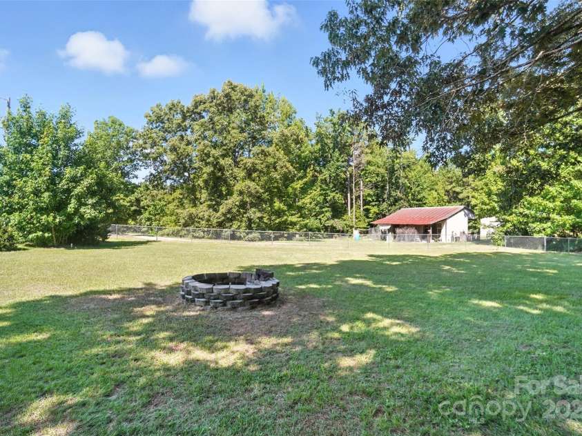 1116 Shop Road, Kershaw, SC 29067.  MLS# CAR4283652, YatesRealty ID 27771. 
