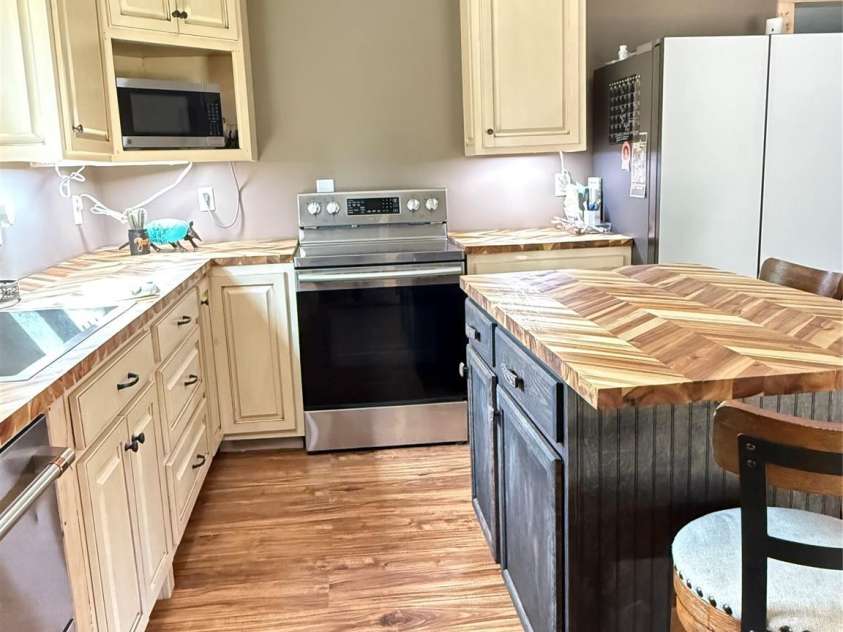 15869 Silver Road, Oakboro, NC 28129.  MLS# CAR4390012, YatesRealty ID 27771. 