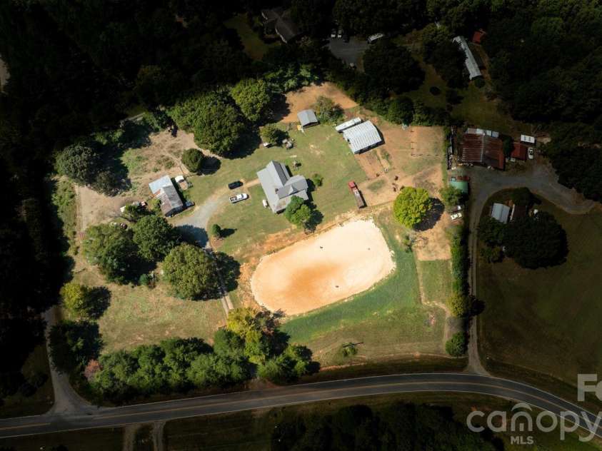 15869 Silver Road, Oakboro, NC 28129.  MLS# CAR4390012, YatesRealty ID 27771. 