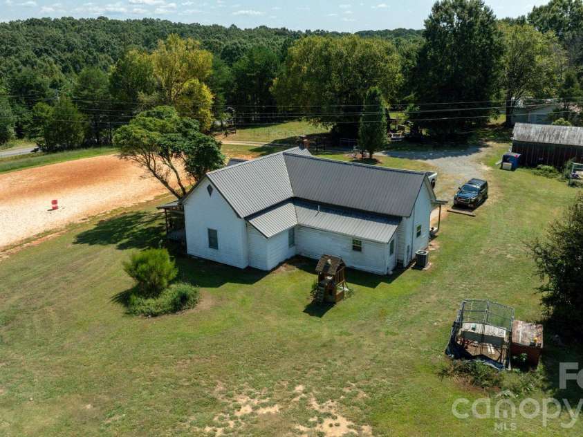 15869 Silver Road, Oakboro, NC 28129.  MLS# CAR4390012, YatesRealty ID 27771. 